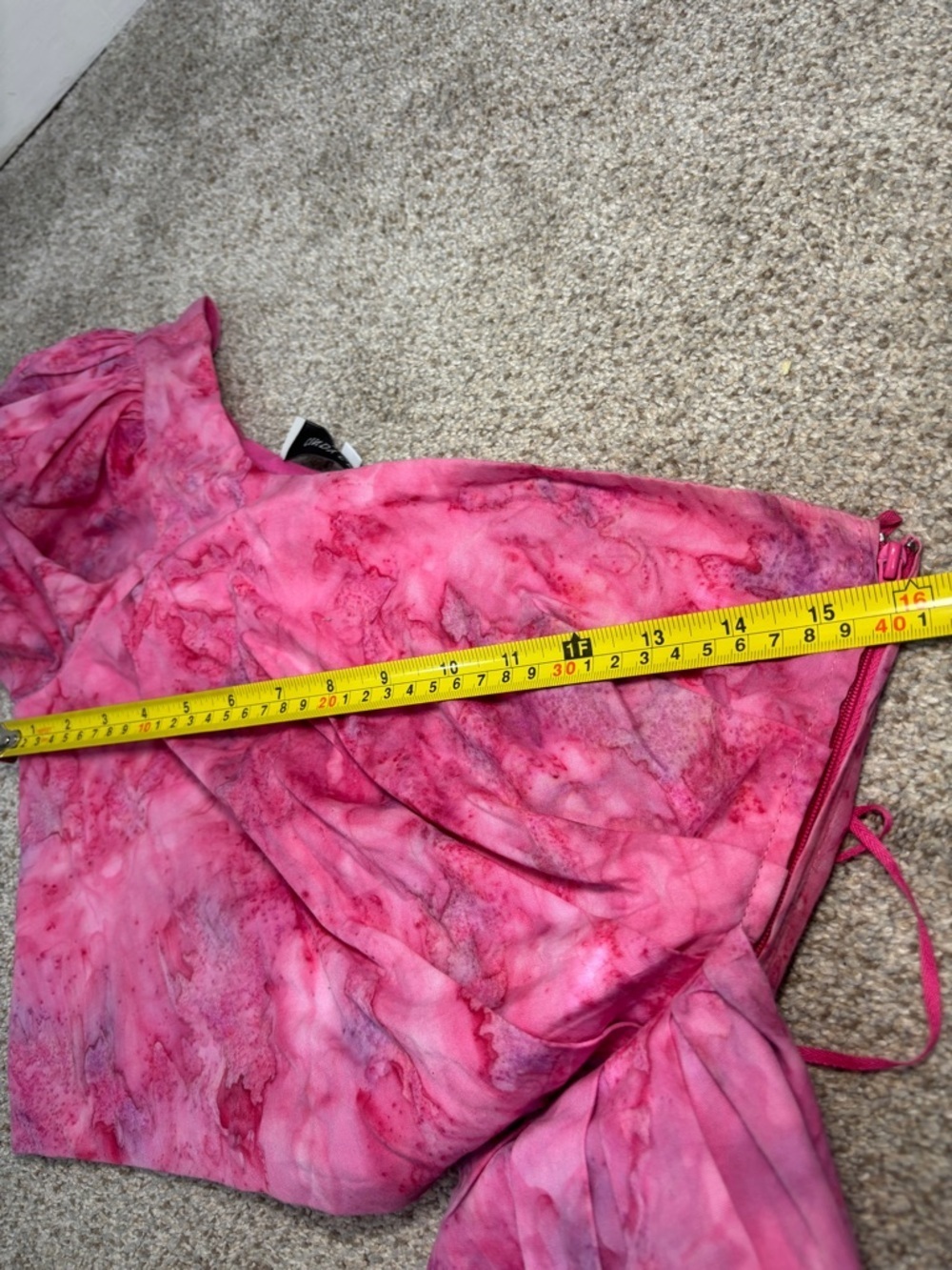 NWT Cindy Castro Simone One Shoulder Puff Sleeve Sash Top pink tie-dye 4
. - Picture 5 of 12